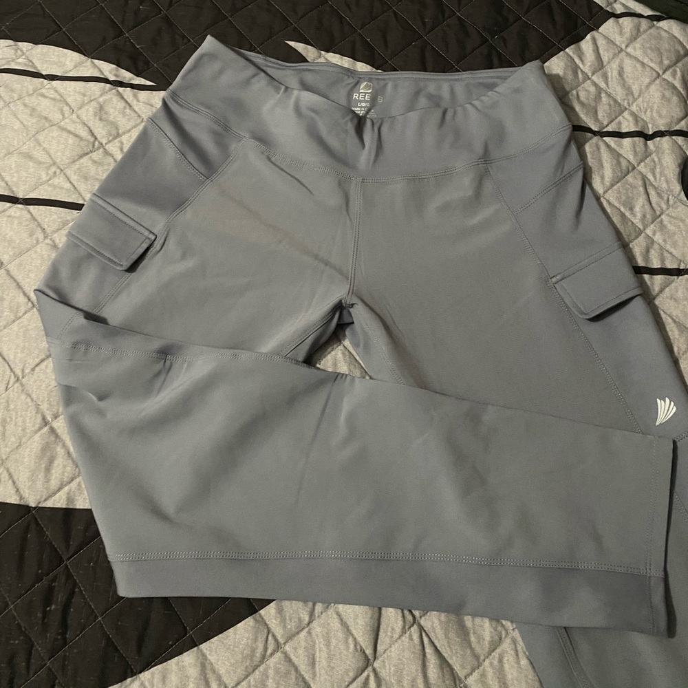 Free2be yoga pants